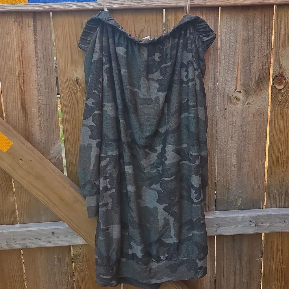 Off The Shoukder Tunic - Picture 5 of 5
